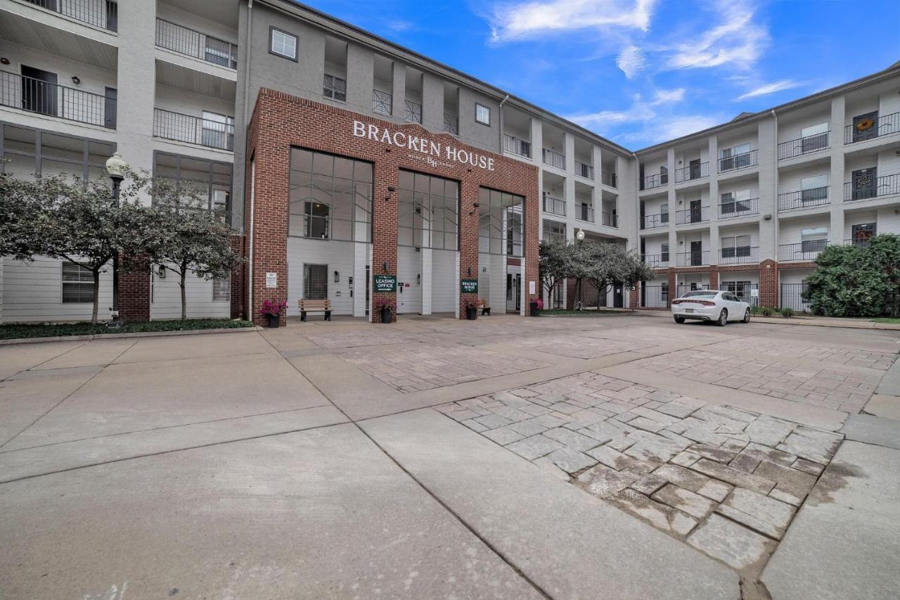 Frontdesk Bracken House Apts North Shore Pittsburgh Esterno foto